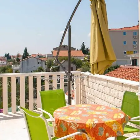 Apartment Clematis Trogir
