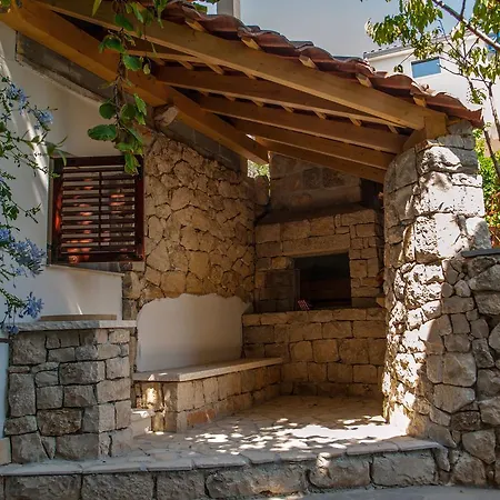 Clematis Trogir